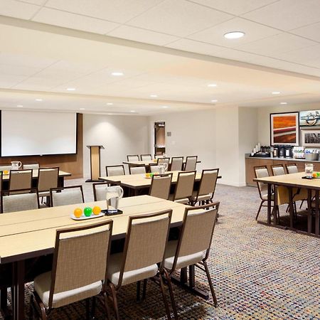מלון Courtyard By Marriott Portland Downtown/Waterfront מראה חיצוני תמונה