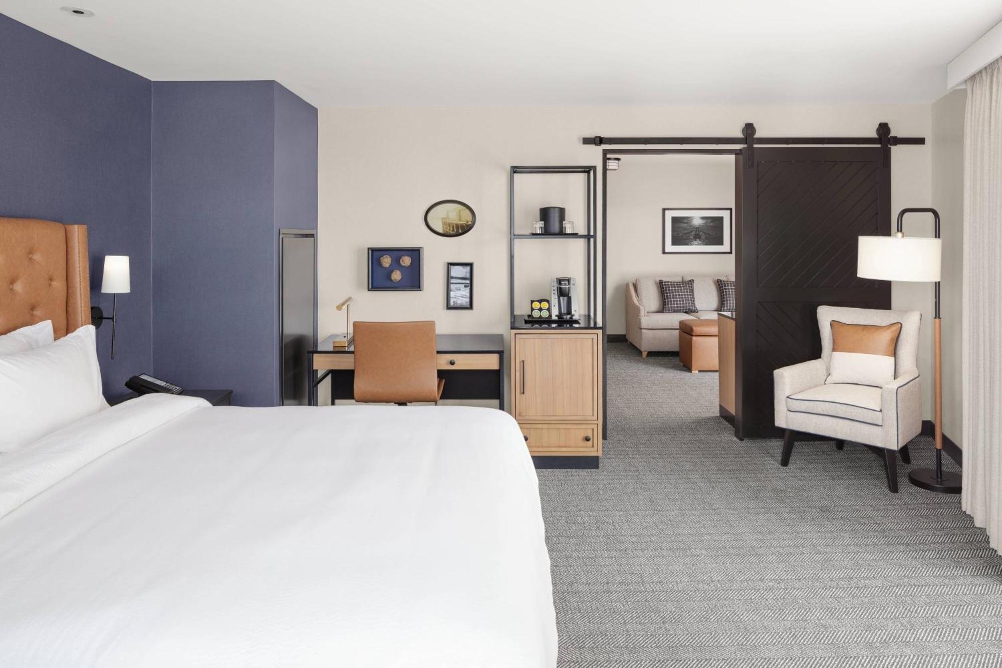 מלון Courtyard By Marriott Portland Downtown/Waterfront מראה חיצוני תמונה